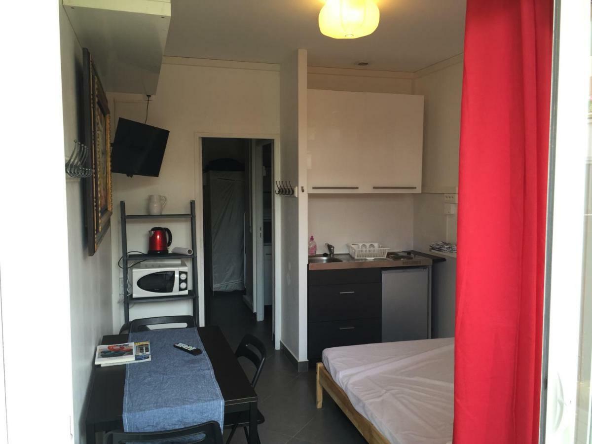 Asklan Apartment Борм-ле-Мимоза Екстериор снимка