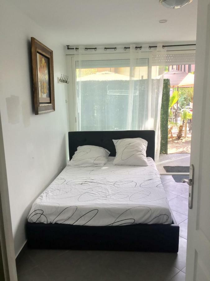 Asklan Apartment Борм-ле-Мимоза Екстериор снимка
